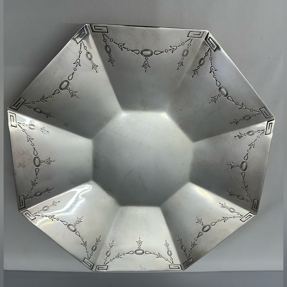 Vintage Sheffield Pairpoint 07164 Octagonal Silverplate Footed Tray